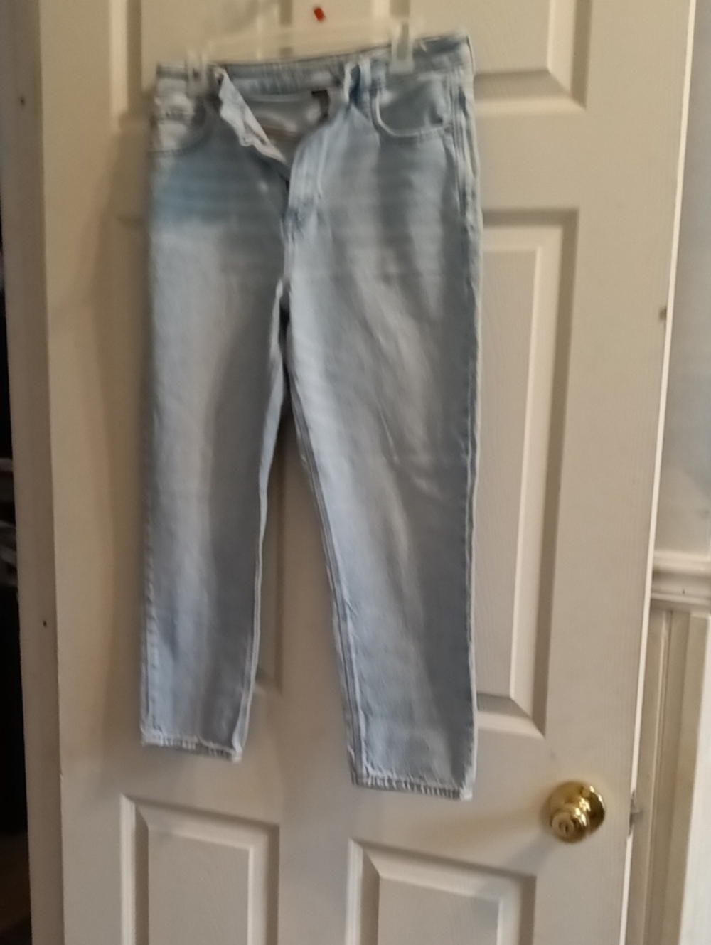 American Eagle Outfitters Light Blue Slim Straight Mom Jeans